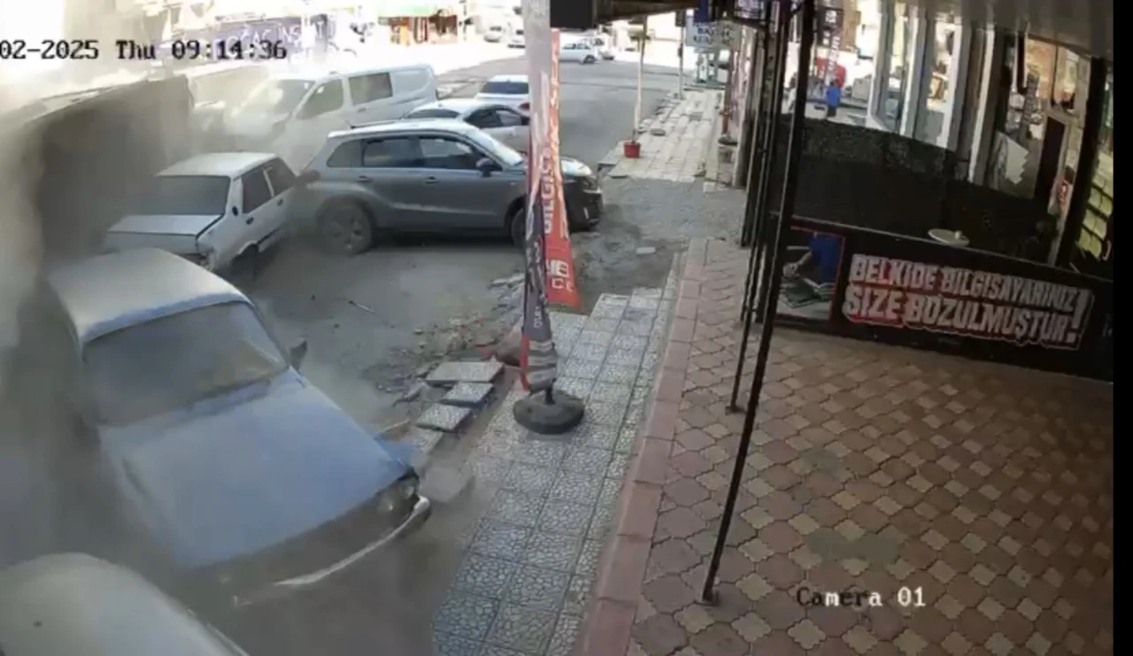 Malatya’daki Feci Kazanın Güvenlik Kamera Kaydı Ortaya Çıktı