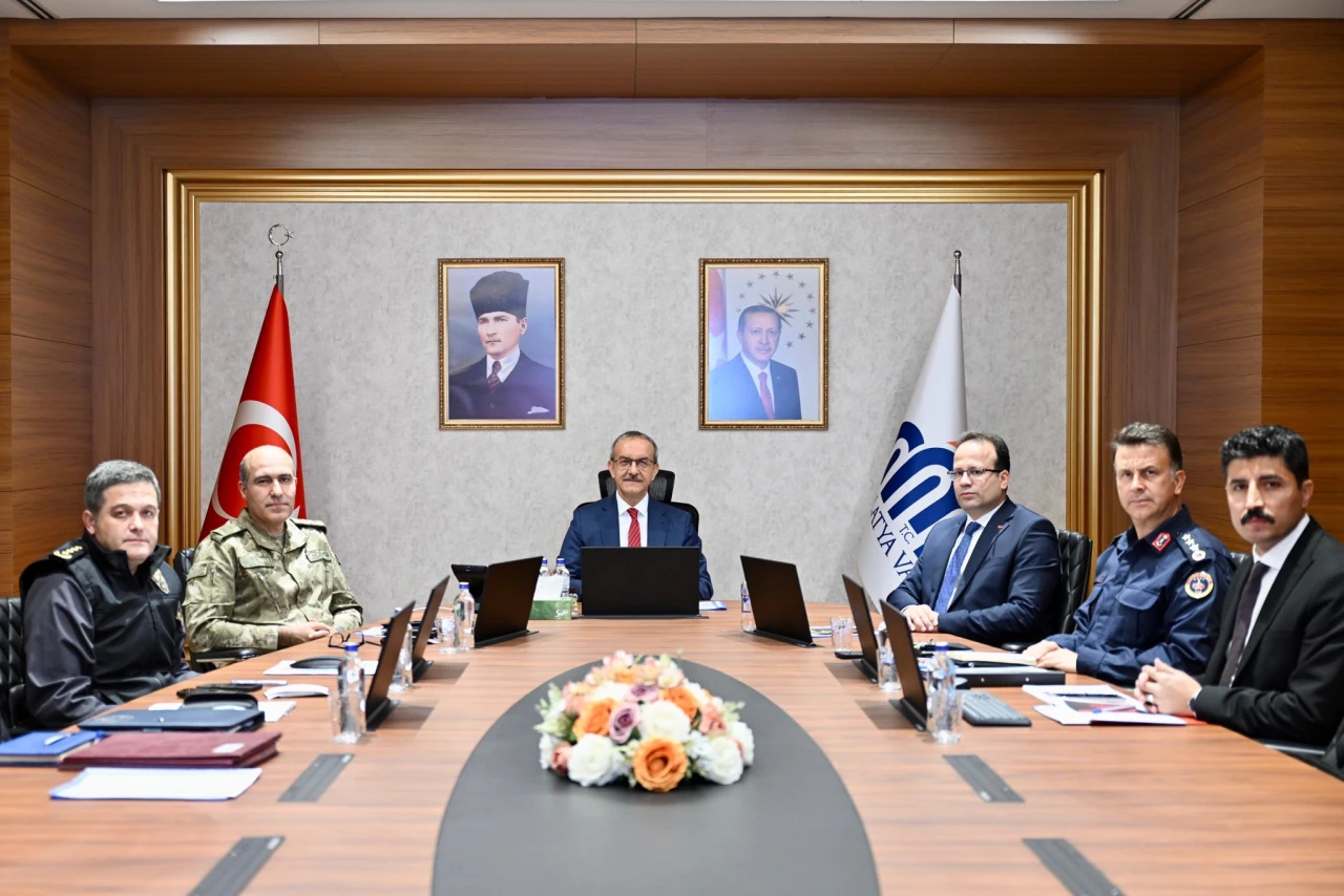 Malatya’da Asayiş ve Narkotik Operasyonlarında Çok Sayıda Kişi Yakalandı