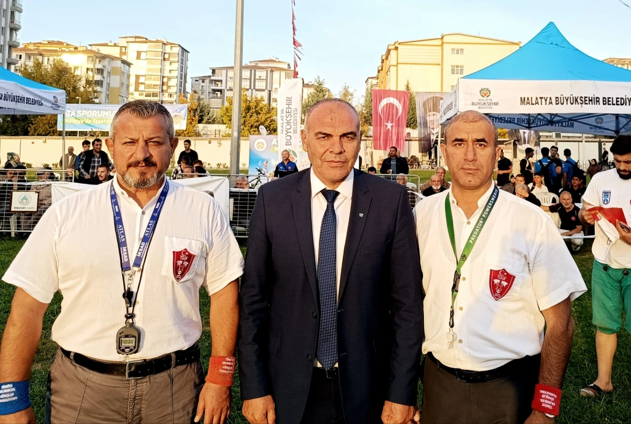 Malatyalı Hakemler Karakucak Güreş Dünya Şampiyonasında Görevde