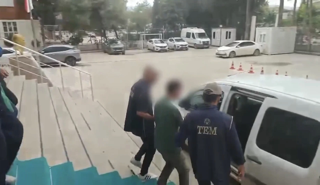 Emniyet Genel Müdürlüğü Koordinasyonunda 50 İlde FETÖ Operasyonu