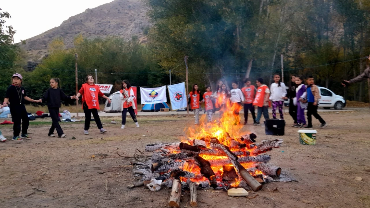 Arapgir'de Doğa ve Tarih Kampı Düzenleyen Öğrencilere Destek Büyüyor
