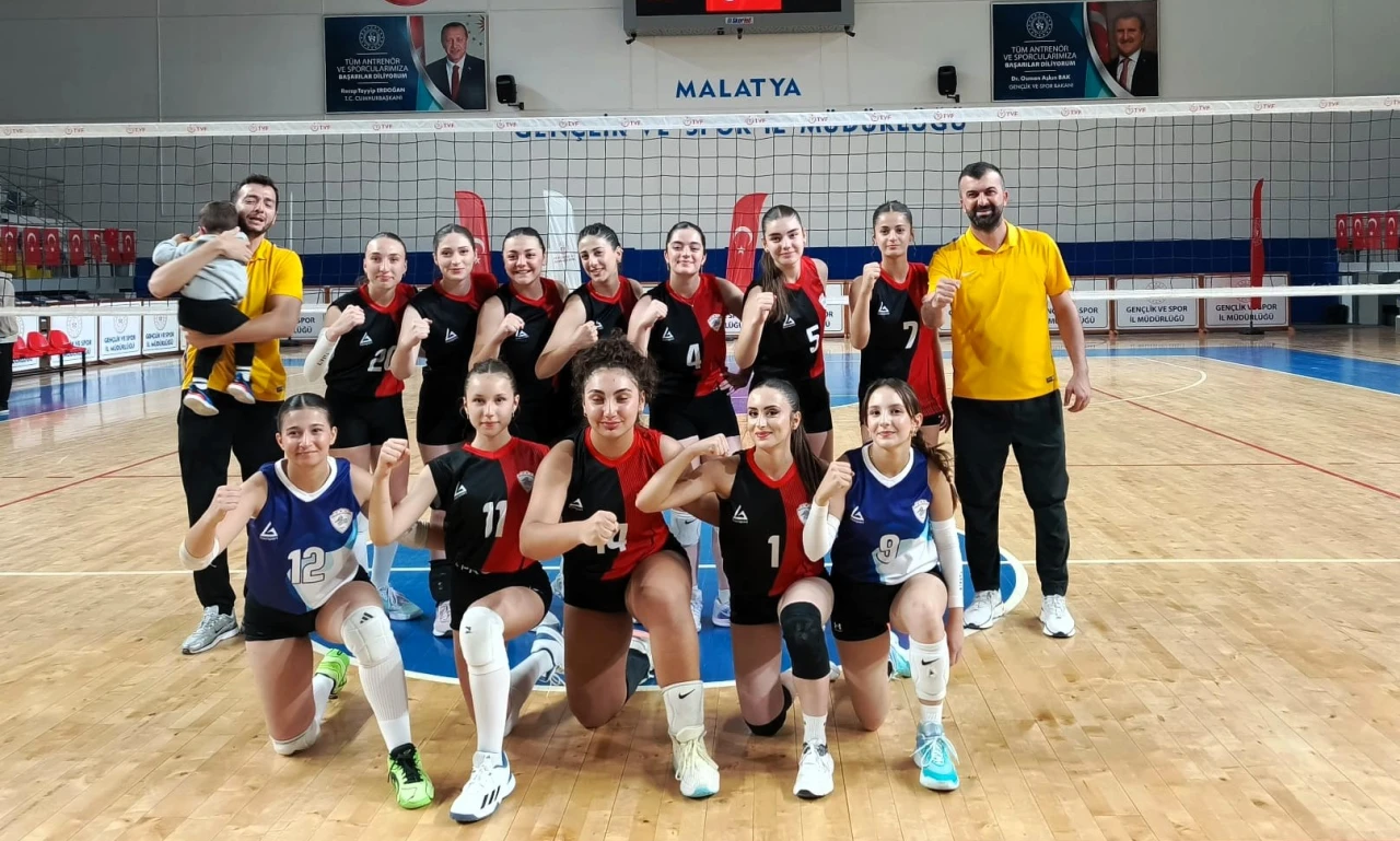 Malatya Voleybol Takımı, Şırnak Belediyespor’u 3-0 Mağlup Etti