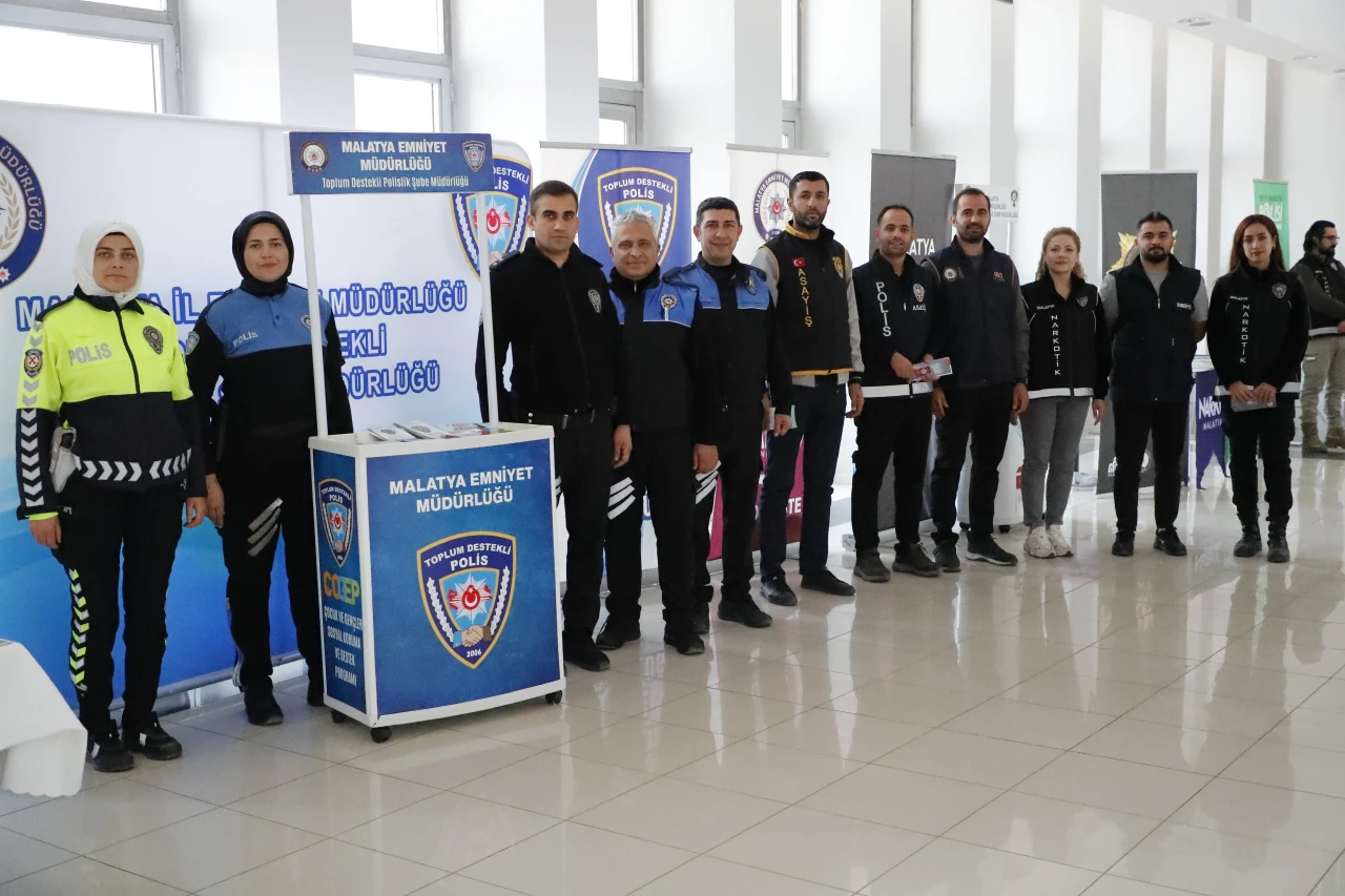 Malatya’da Okul İdarecileriyle Eğitim Güvenliği Toplantısı Yapıldı
