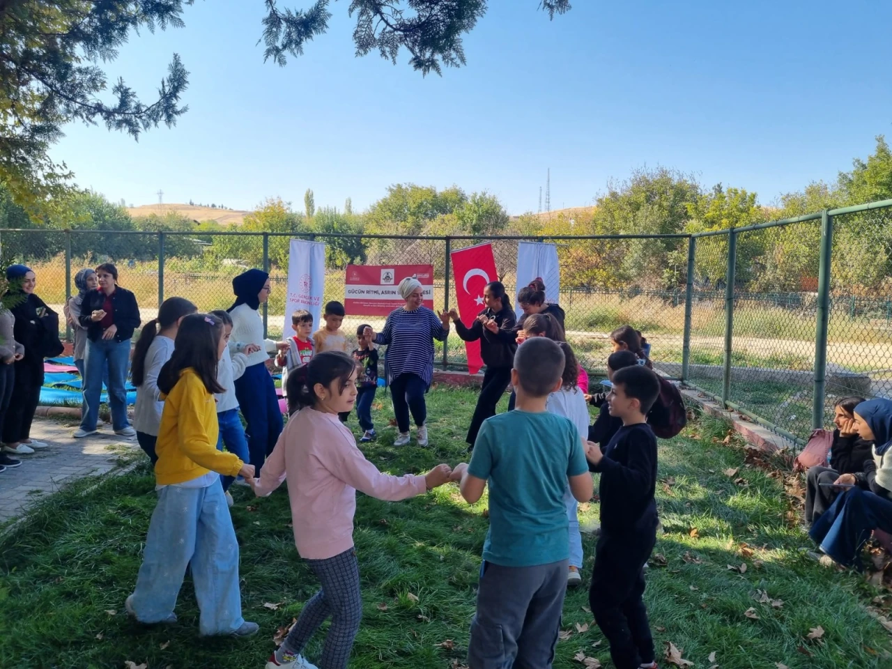 Malatya’da “Gücün Ritmi, Asrın Sesi” Projesiyle Gençlere Moral Desteği