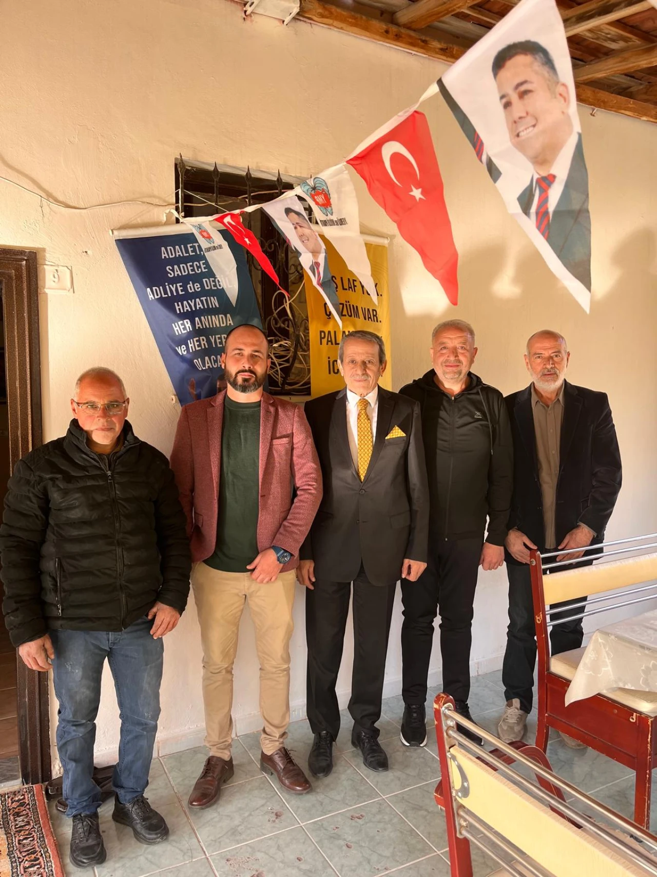 Yerli ve Milli Parti Hekimhan Kongresini Tamamladı