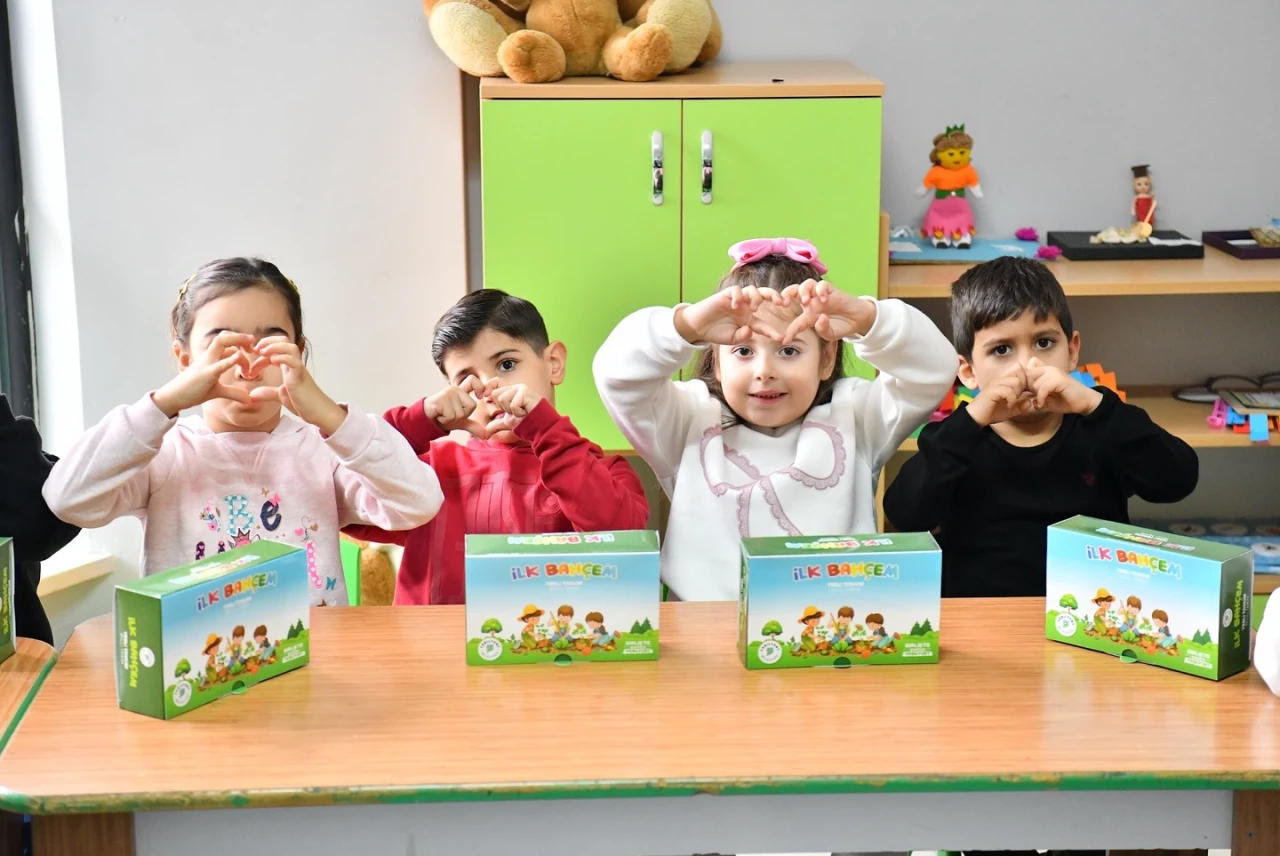 Yeşilyurt'ta Minik Eller Toprağa Dokunuyor Tarıma İlgileri Artırıyor