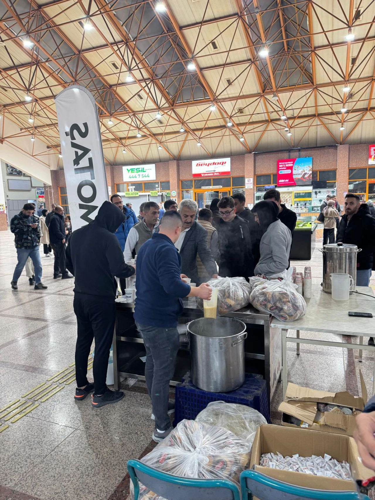 Kar Yağışı Sonrası MAŞTİ'de Yolcular İçin Kriz Yönetimi Uygulandı