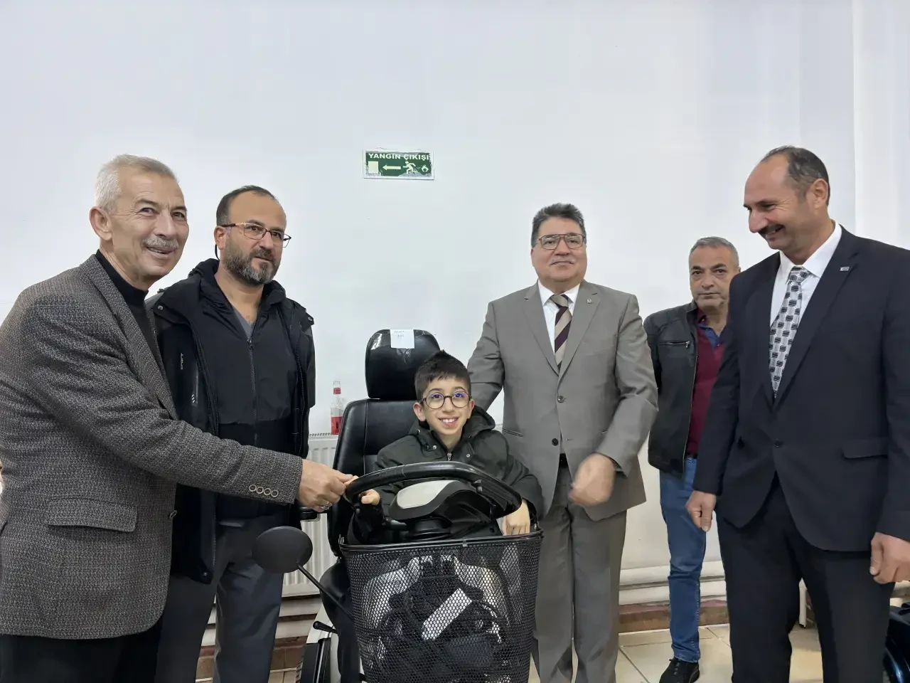 Arapgir’de 142 Tekerlekli Sandalye Engelli Vatandaşlara Teslim Edildi