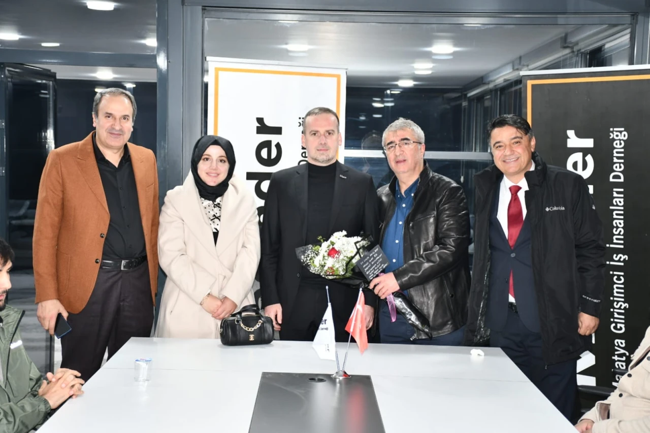 MAGİNDER Dost Meclisi'nin Bu Ayki Konuğu Prof. Dr Hasan Pekdemir Oldu