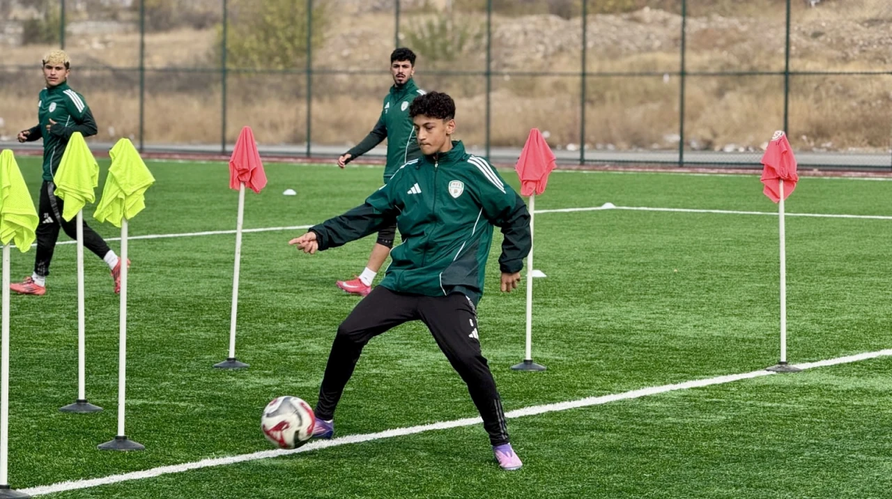 Malatya'da 14 Yaşındaki Yetenek A Takıma Yükseldi!