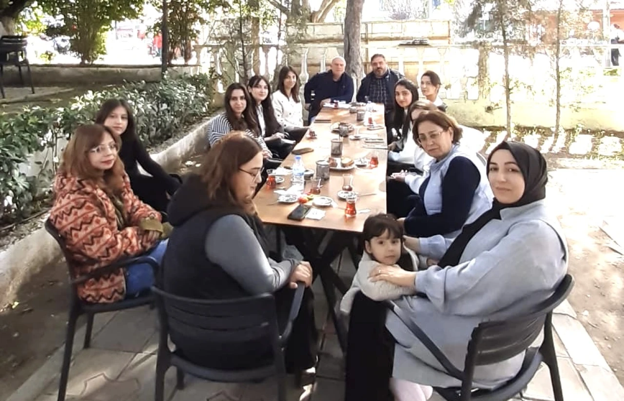 Muğla Malatyalılar Derneği’nden Üniversiteli Kızlara Burs Desteği