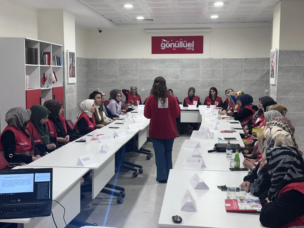 Kızılay, Evde Bakım Hizmetlerinde Gönüllüleri İçin Seferber Oluyor