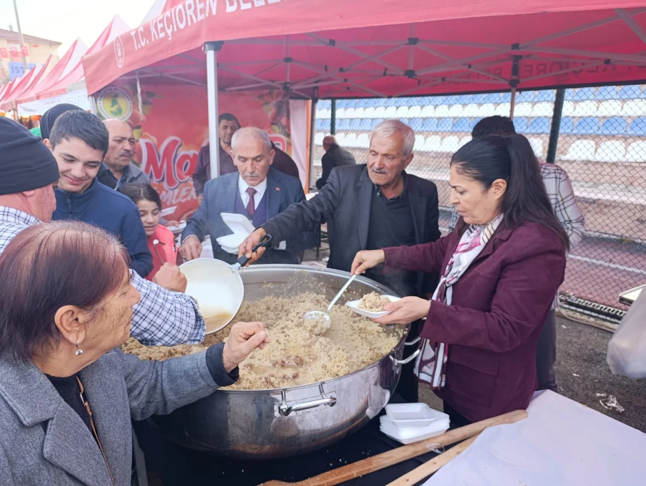 Keçiören'de Malatya Rüzgarı: Yöresel Ürünler Festivali Başladı