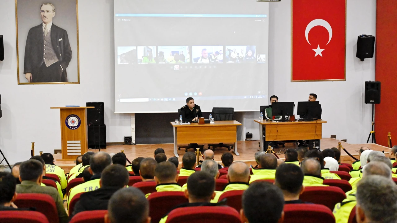 Malatya'da Trafik Zirvesi: Müdür Kayhan Ay Başkanlığında Toplandı