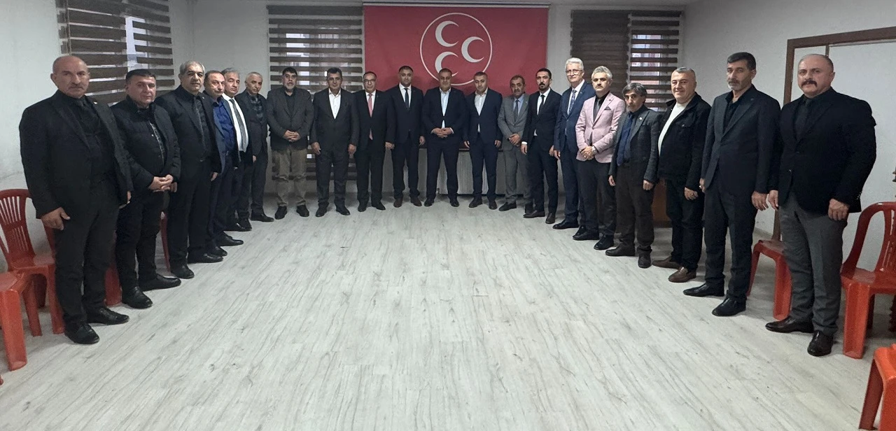 MHP ve Kamu-Sen'den Malatya Zirvesi: "Çalışanın Sesi Rehberimizdir"