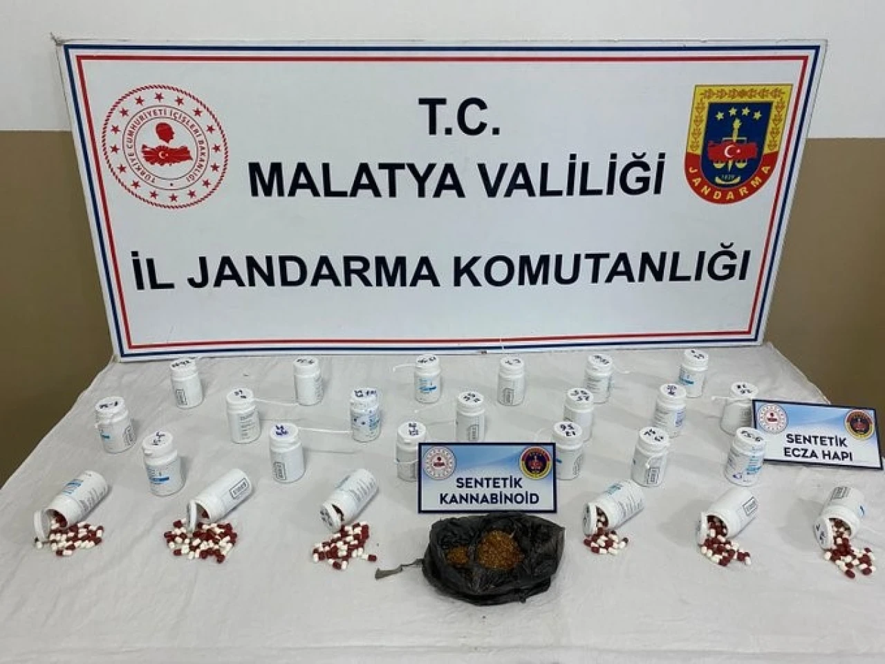 Malatya'da jandarmadan uyuşturucu operasyonu