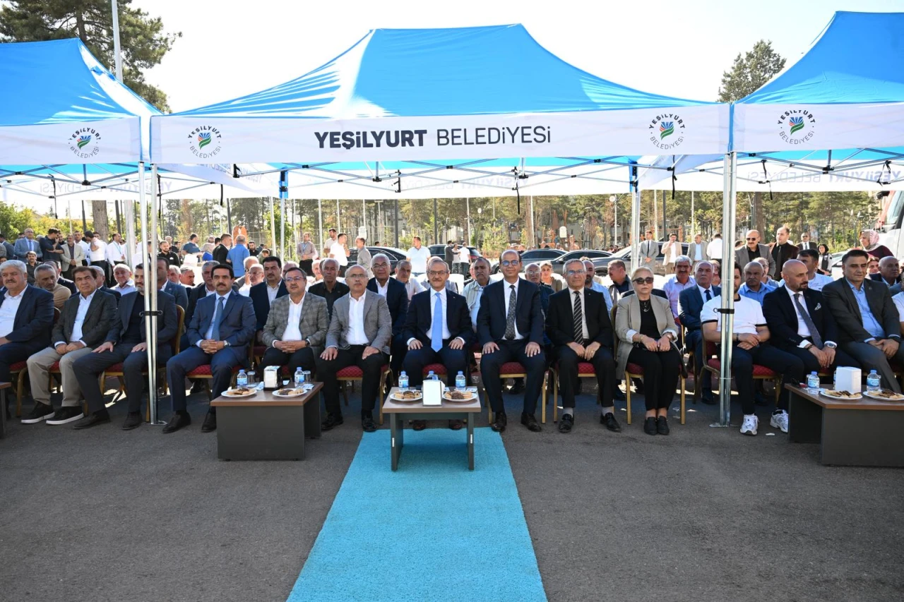 Yeşilyurt Belediyesinden Temizlik Hizmetlerine 200 Milyon TL’lik Yatırım