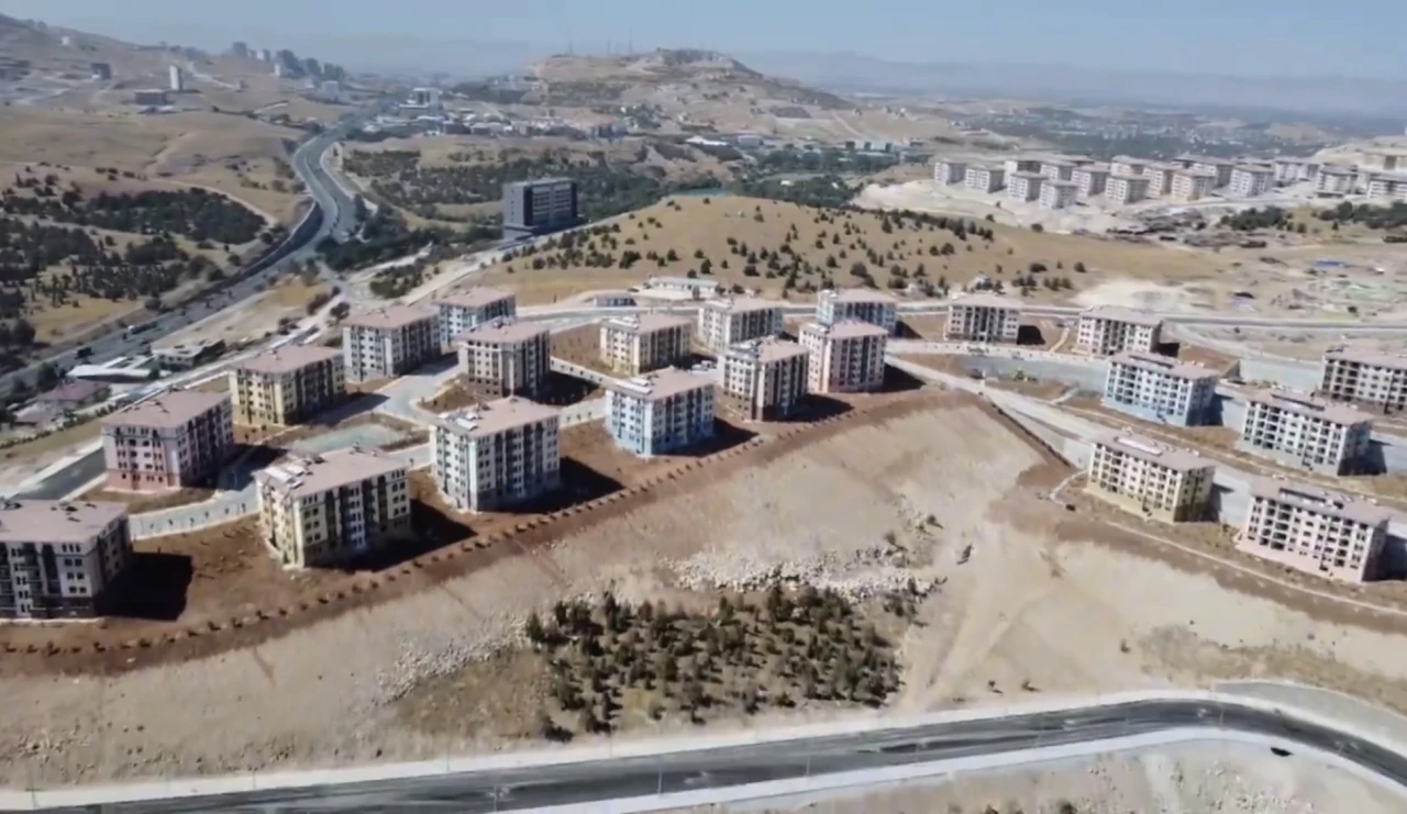 Vali Yavuz Duyurdu: Orduzu Bahçebaşı TOKİ Konutları 15 gün sonra teslim ediliyor