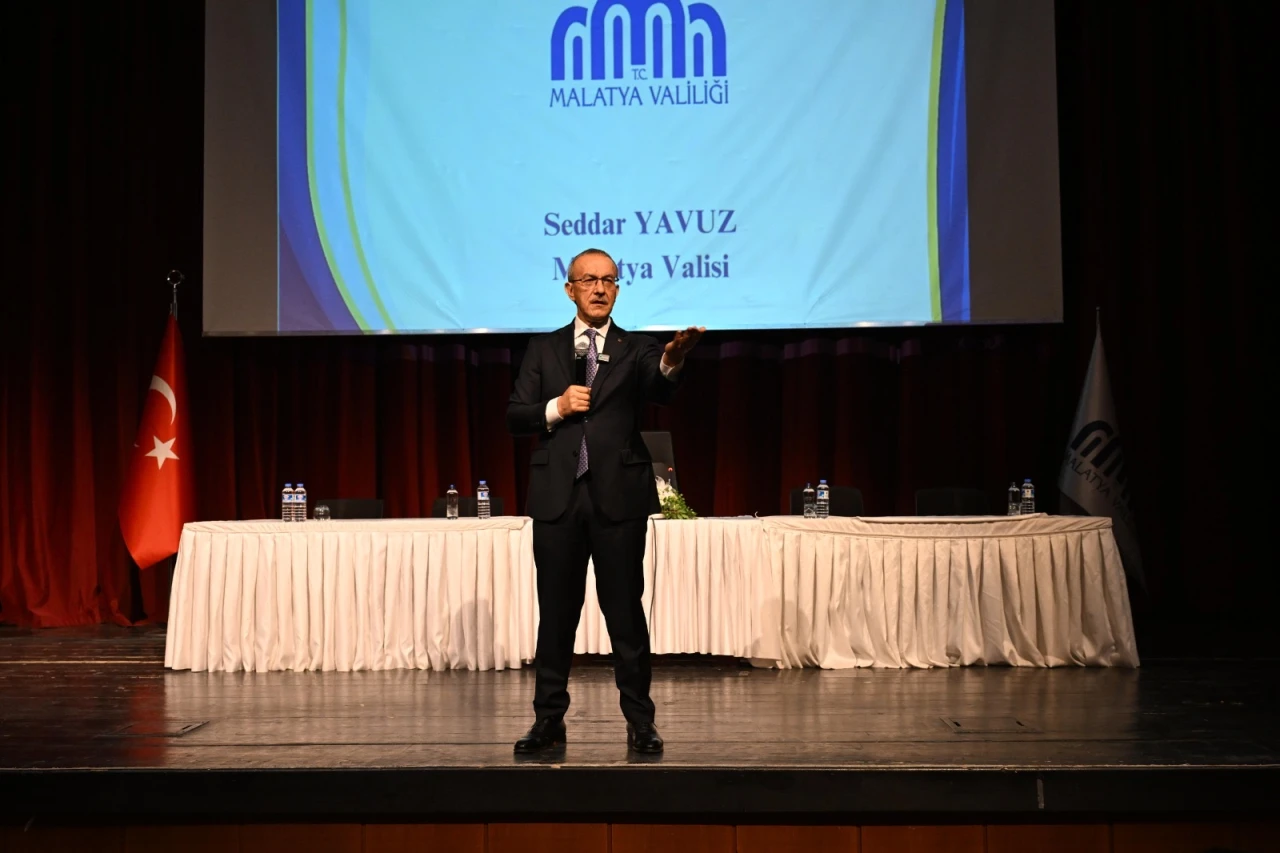 Vali Seddar Yavuz: “Hiçbir Mazeret Başarının Yerine Geçemez”