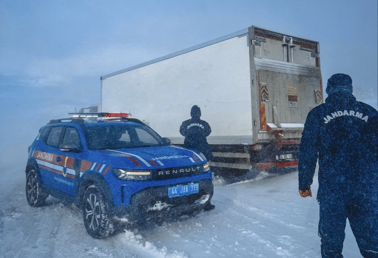 Malatya’da Kar Engeli: Hangi Yollar Trafiğe Kapatıldı? İşte Liste