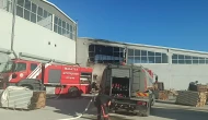 Mobilya imalathanesinde çıkan yangın korkuttu