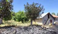 Darende’de Korkutan Yangın: Alevler Evlere Sıçramadan Söndürüldü!