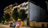 Halfettin’de Çatı Çöktü, Apartman Sakinleri Deprem Paniği Yaşadı