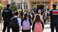 Okul Güvenliğinde Yeni Dönem: Polis Öğrencilerden Önce Görevde Olacak