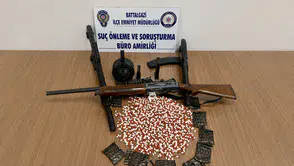 Islak Mendil Görünümlü Poşetlerde 817 Uyuşturucu Hap Ele Geçirildi