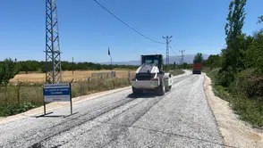 Büyükşehir'den Kırsalda Rekor Hizmet: 860 Km Asfalt Serildi