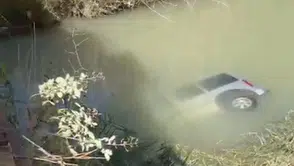 Darende'de Hafif Ticari Araç Tohma Çayı'na Uçtu: 1 Ölü, 1 Yaralı