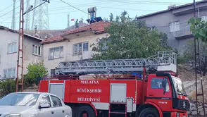 Emekli Öğretmenin Evinin İçinde Gizemli Ölüm: Olay Yeri İnceleniyor!