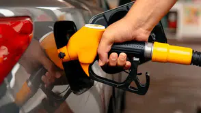 Motorine Beklenen Büyük Zam Kapıda: Litresi 102 Lirayı Aşacak!