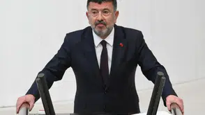 Veli Ağbaba Pazar Ziyaretinde Fenalaşarak Hastaneye Kaldırıldı