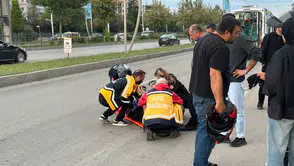 Malatya’da Otomobilin Çarptığı Motosiklet Sürücüsü Yaralandı
