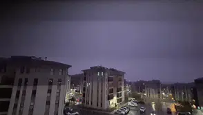 Malatyada Şirret Temizlikleri Geceyi Aydınlatan Şimşekler ile Işıldadı