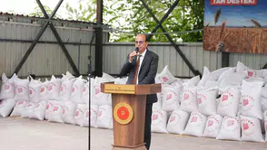 Yeşilyurt’ta Çiftçinin Yem Yükünü Hafifleten Destek