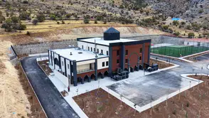 İkizce TOKİ Konutlarındaki Cem Evi ve Spor Tesisi Tamamlandı