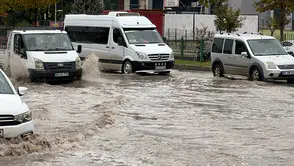 Malatya’da Sağanak Yağış Hayatı Olumsuz Etkiledi.!