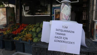 Malatyalı Esnaf Erdal Dönmez Günlük Kazancını Filistin’e Bağışladı