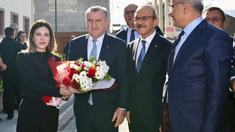 Gençlik ve Spor Bakanı Osman Aşkın Bak, Malatya’da Ziyaretlerde Bulundu