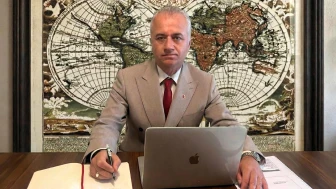 Ahmet Özköse'den 24 Kasım Mesajı: Geleceğin Mimarı Öğretmenler