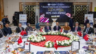 Başkan Er Öğretmenlerle Buluştu: "Toplumun İnşasında En Büyük Pay Sizlerindir"