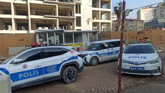 Malatya Fuzuli Caddesi'nde Silahlar Patladı: Komşu Esnaf Birbirine Girdi