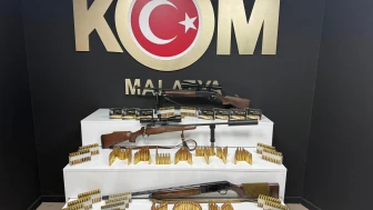 Malatya'da Cephanelik Gibi Evlere Baskın: Çok Sayıda Silah Çıktı