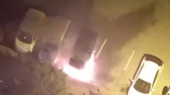 Malatya’da Park Halindeki Araçta Yangın Paniği