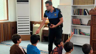 Malatya Polisi'nden Kur'an Kursu Öğrencilerine "Yaz Güvenliği" Eğitimi
