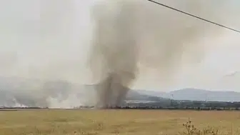 Yeşilyurt Belediyesi AR-GE Sahasında Korkutan Yangın