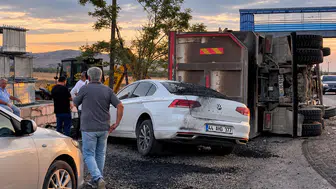 Malatya'da Kamyon Çarpan Adliye Katibi Ağır Yaralandı
