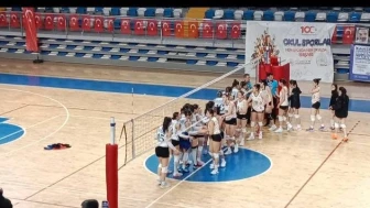 Lüks Otel, Derbide Beklenmedik Bir Şekilde Yenildi